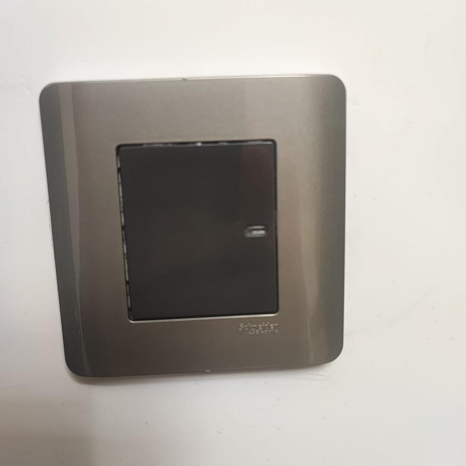 燈飾維修工作照片