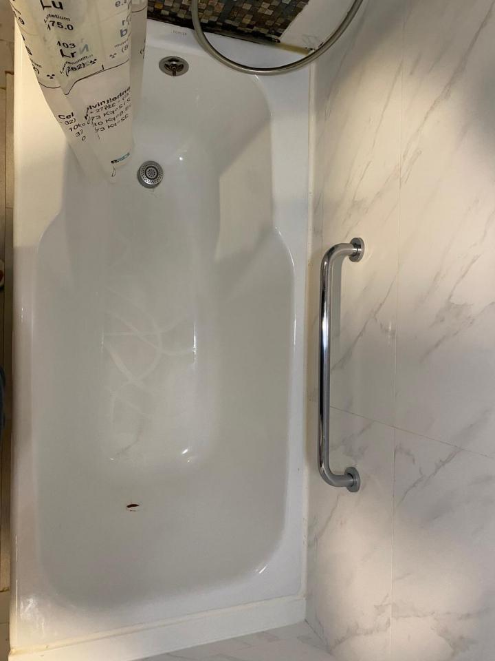 Bathroom Renovationjob photo