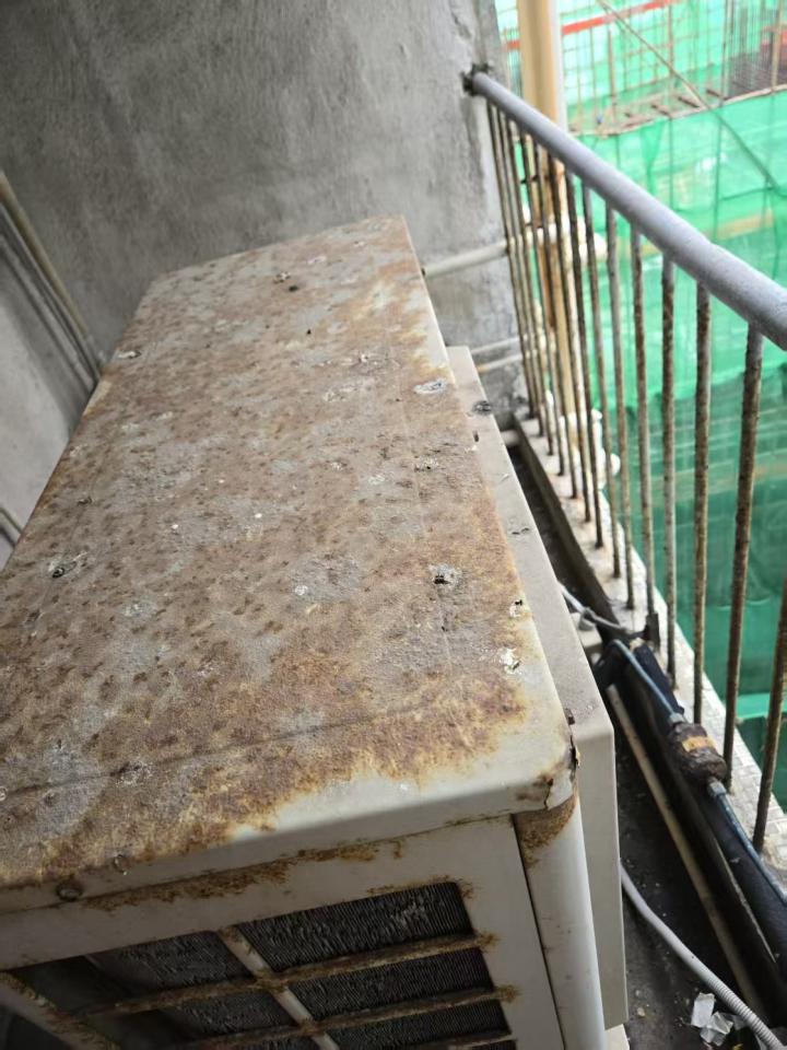 Air Conditioner Installationjob photo