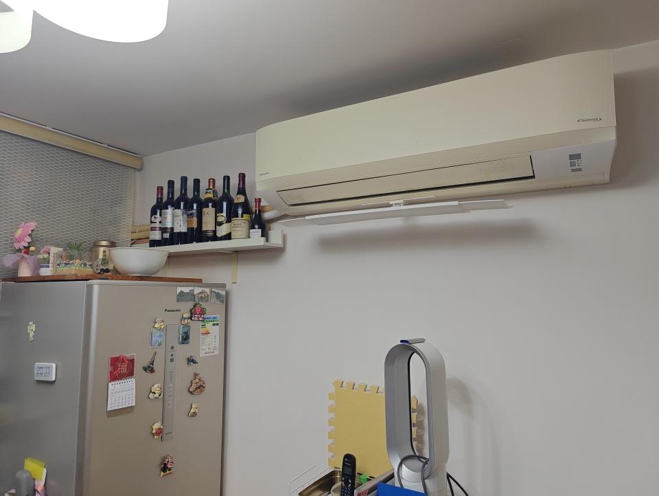 冷氣安裝工作照片 冷氣安裝工作照片