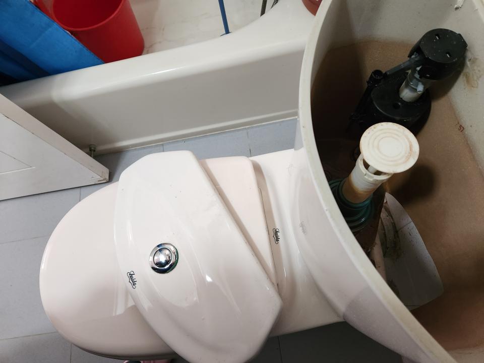 Toilet Installation & Repairjob photo