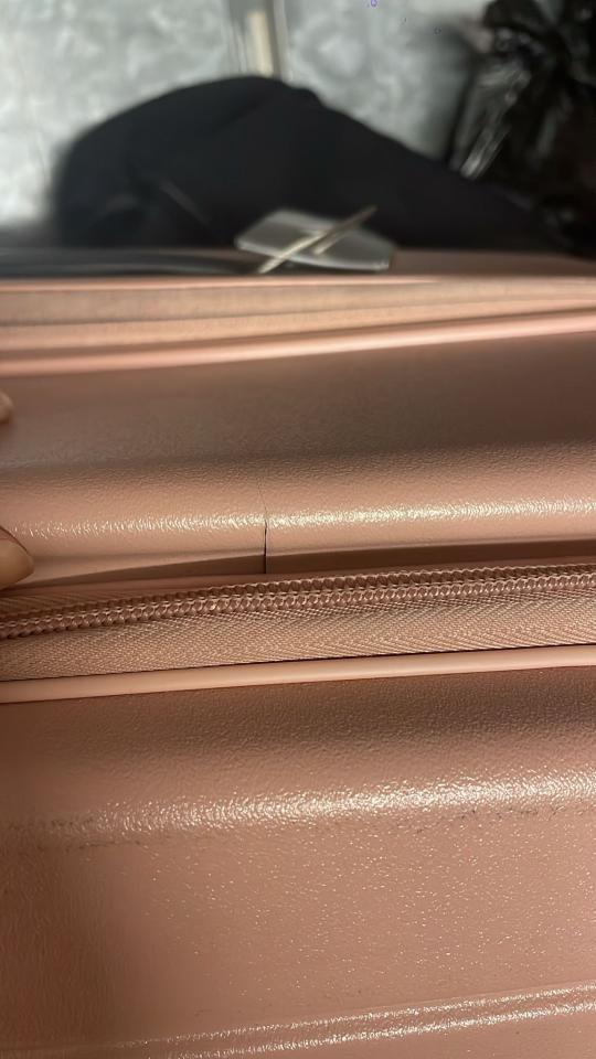 Luggage RepairJob photo