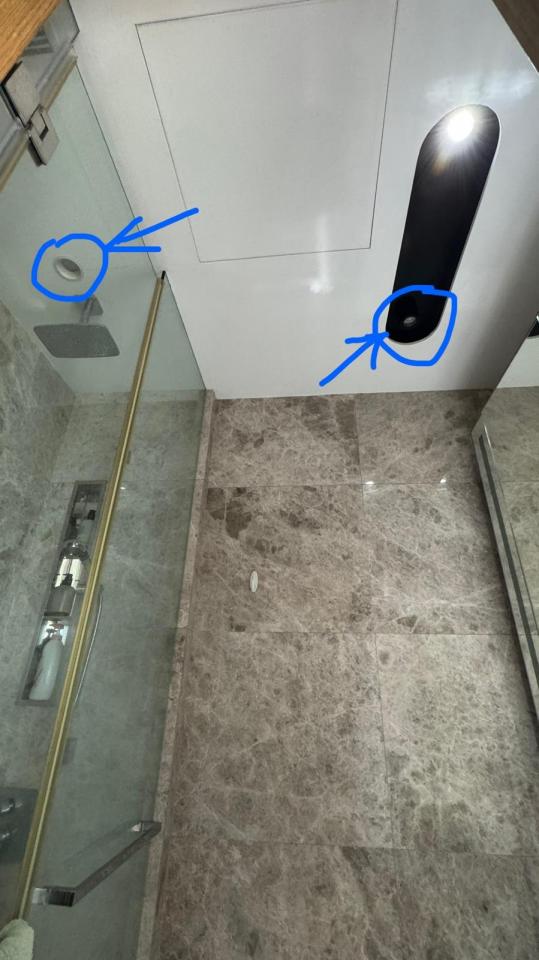 燈飾安裝工作照片
