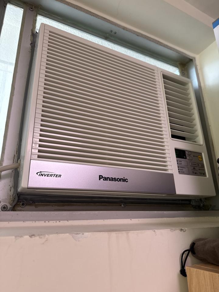 冷氣維修工作照片