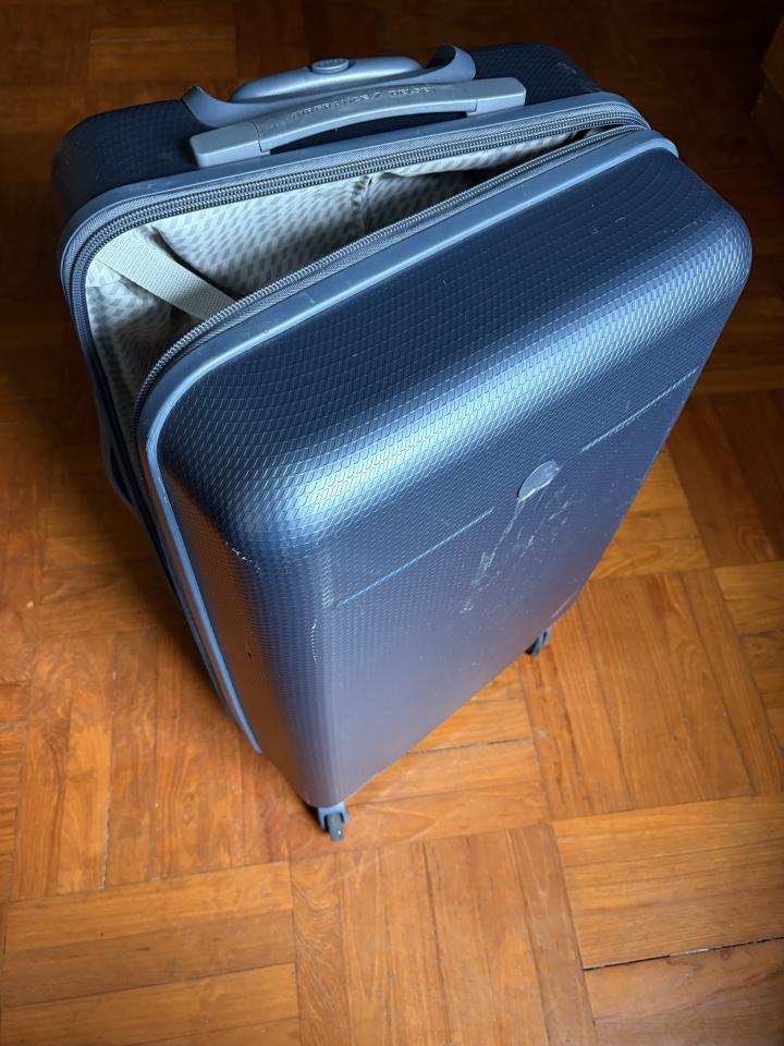 Luggage RepairJob photo