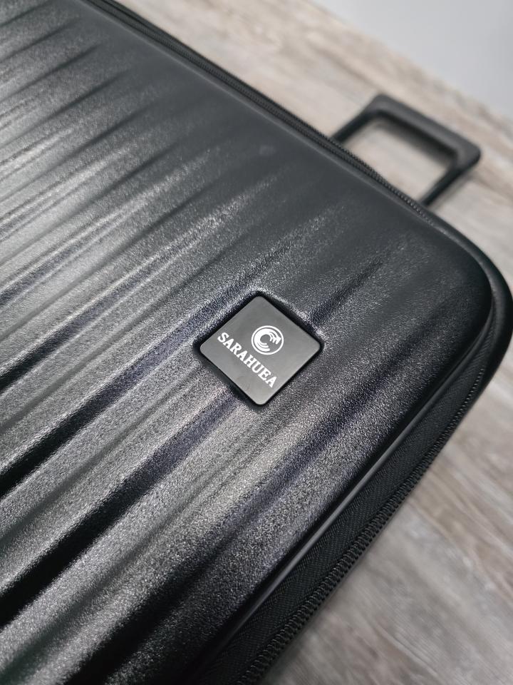 Luggage RepairJob photo