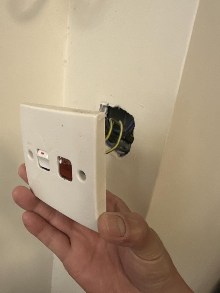 電工工作照片