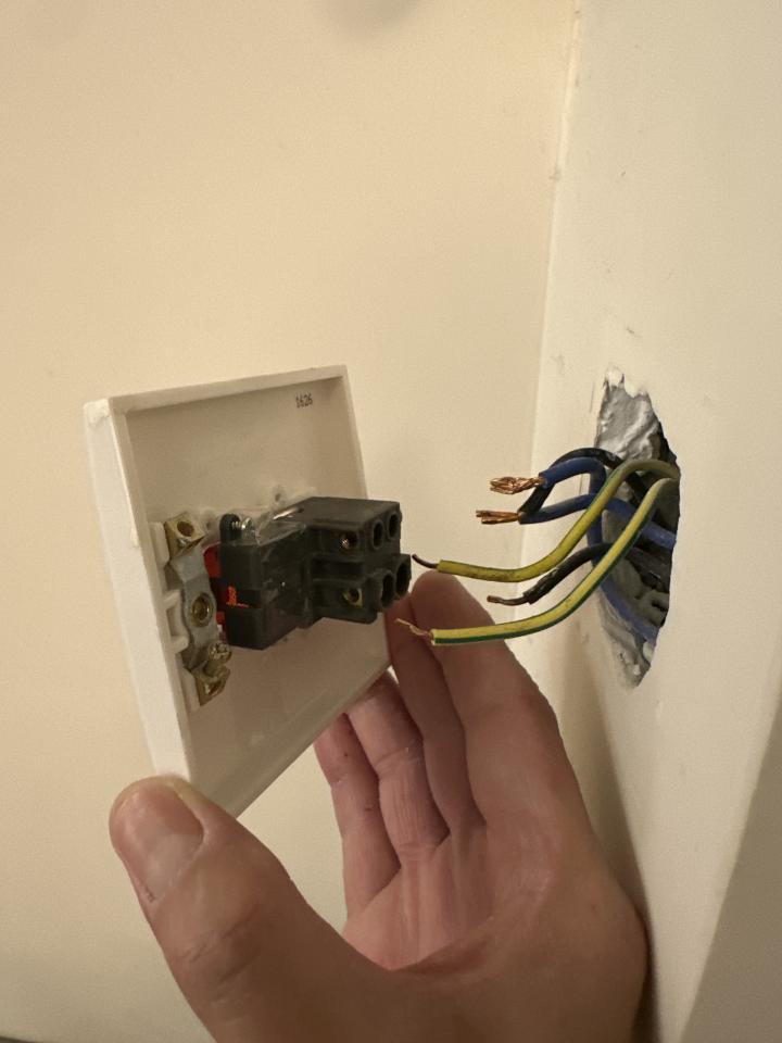 電工工作照片