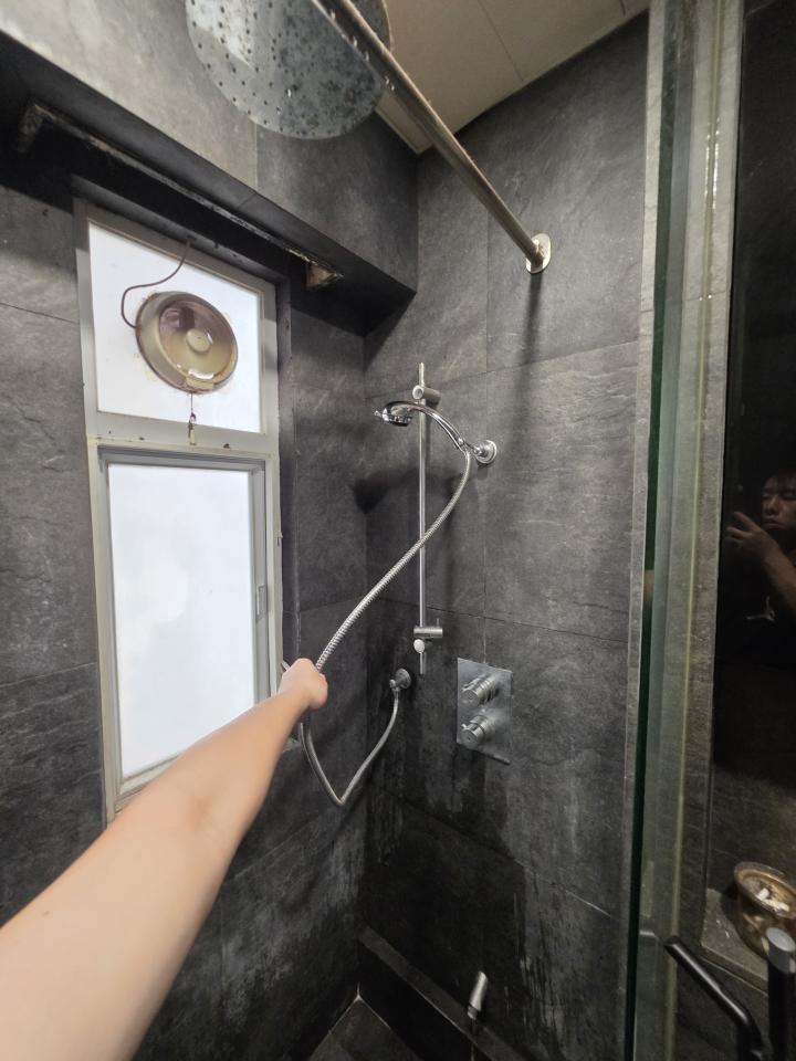水龍頭安裝工作照片