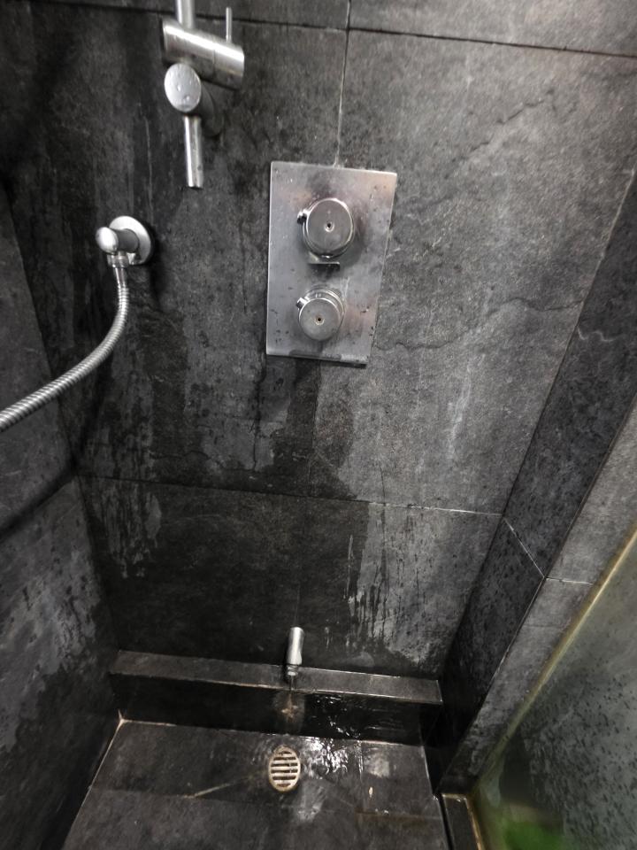 水龍頭安裝工作照片