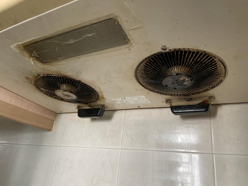 抽油煙機清洗工作照片