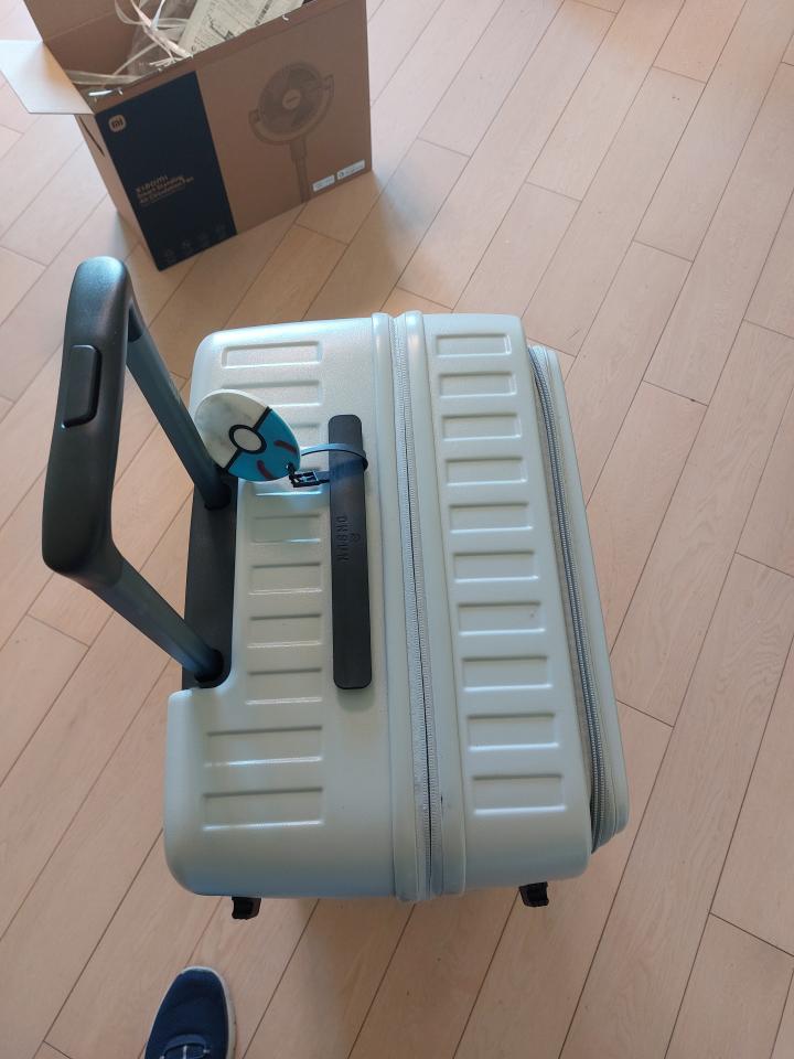 行李箱維修工作照片