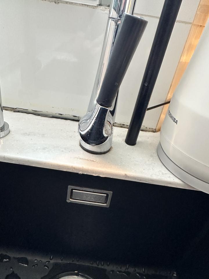 Kitchen Sink Installationjob photo