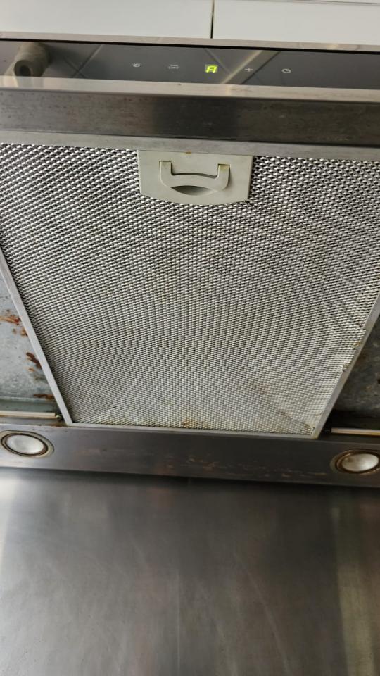 抽油煙機清洗工作照片