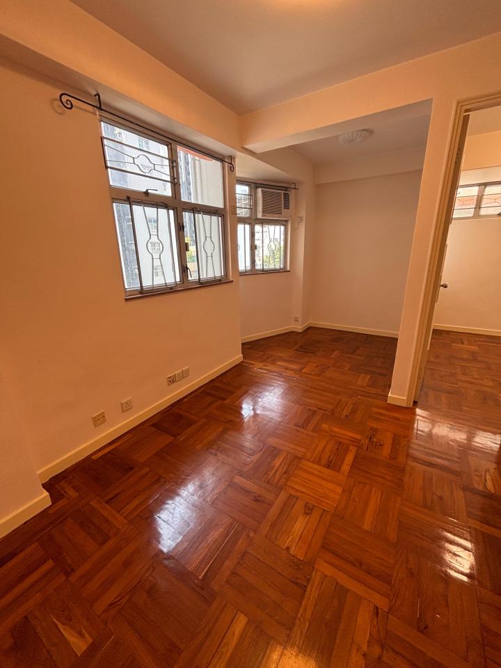 Flooring RepairJob photo