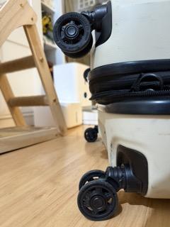 Luggage RepairJob photo