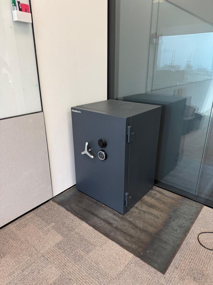 大型垃圾處理工作照片
