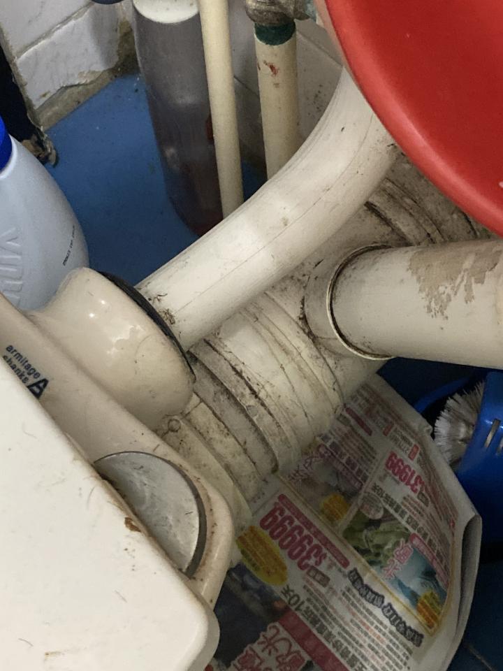 馬桶安裝工作照片