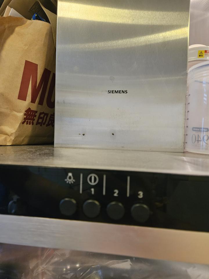抽油煙機清洗工作照片