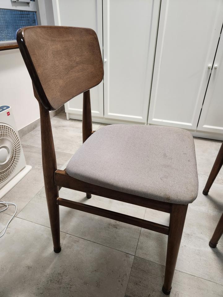 Furniture RepairJob photo