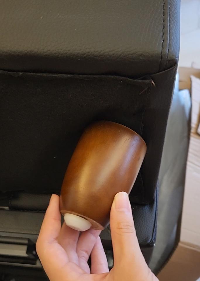 Furniture RepairJob photo