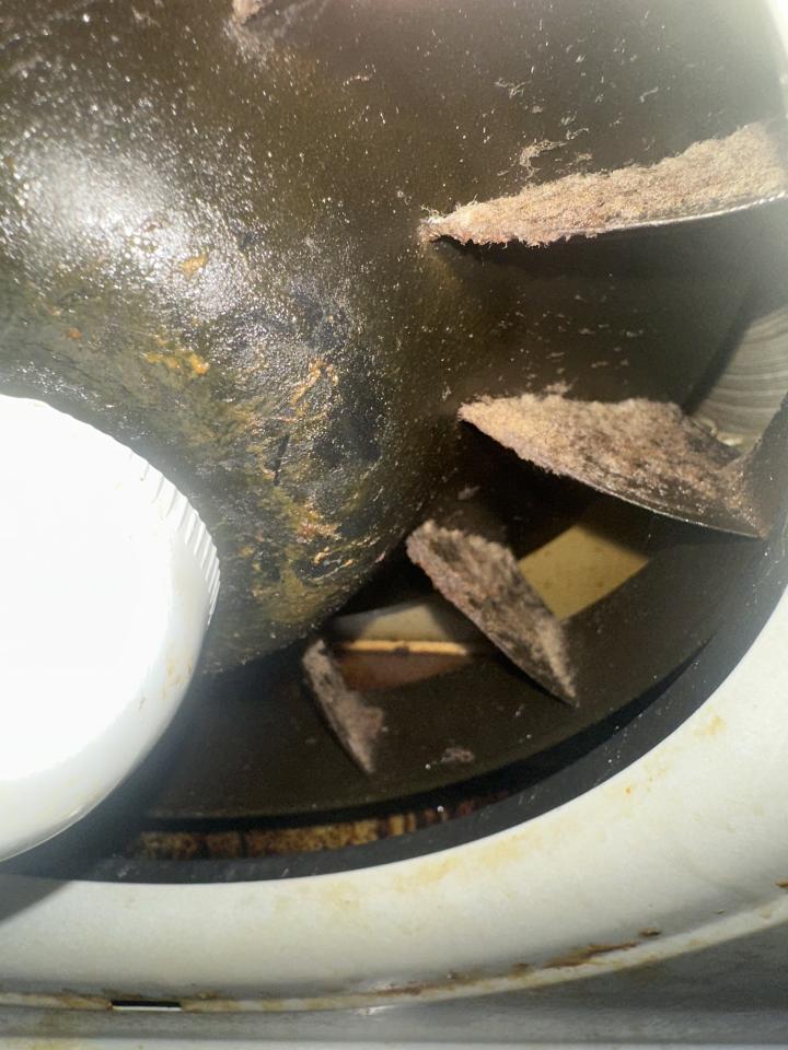 抽油煙機清洗工作照片