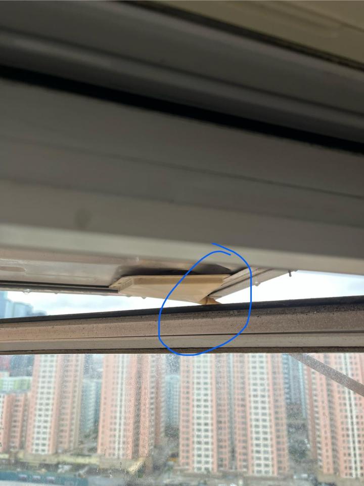 冷氣維修工作照片