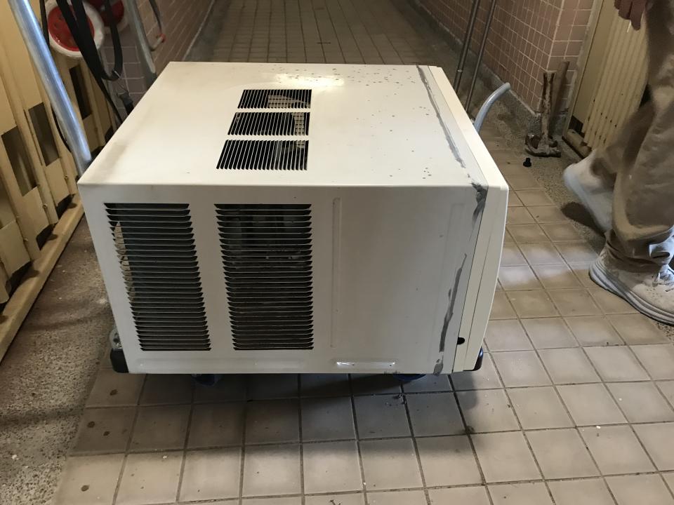 冷氣安裝工作照片