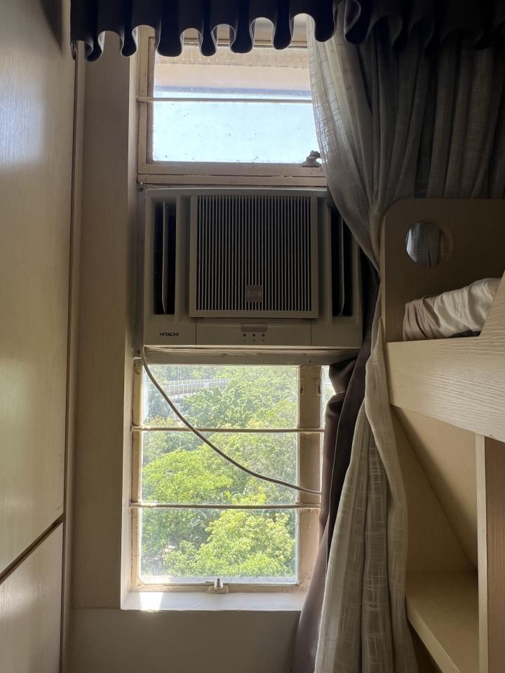 冷氣維修工作照片