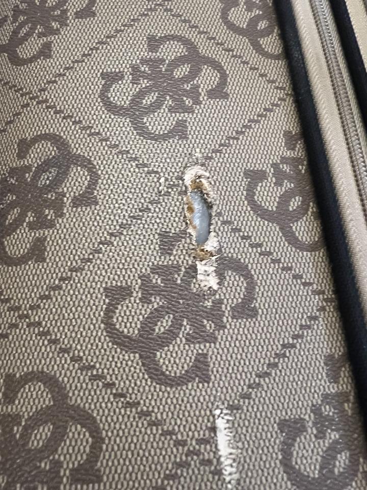 Luggage RepairJob photo