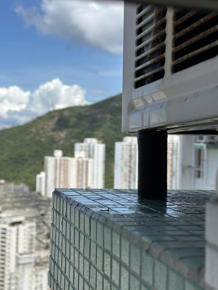 冷氣維修工作照片
