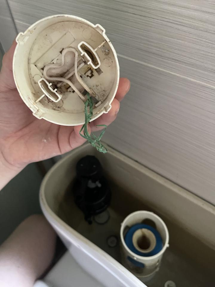 馬桶安裝工作照片