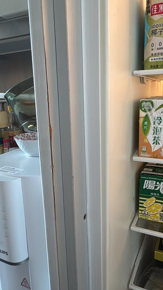 雪櫃維修工作照片
