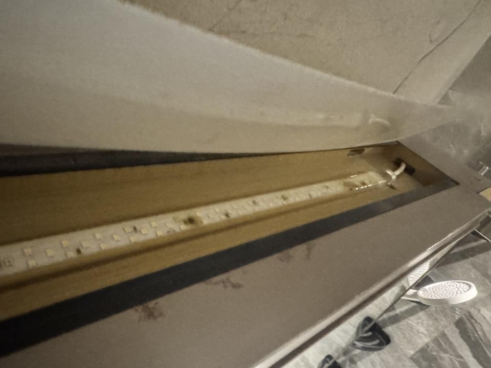 Lighting MaintenanceJob photo