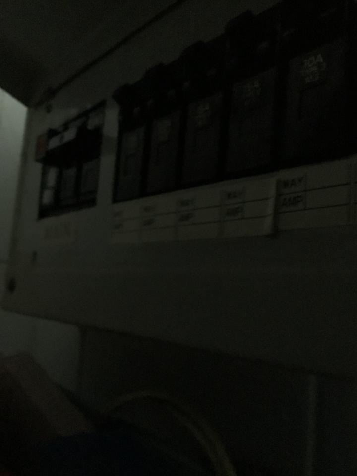 電工工作照片