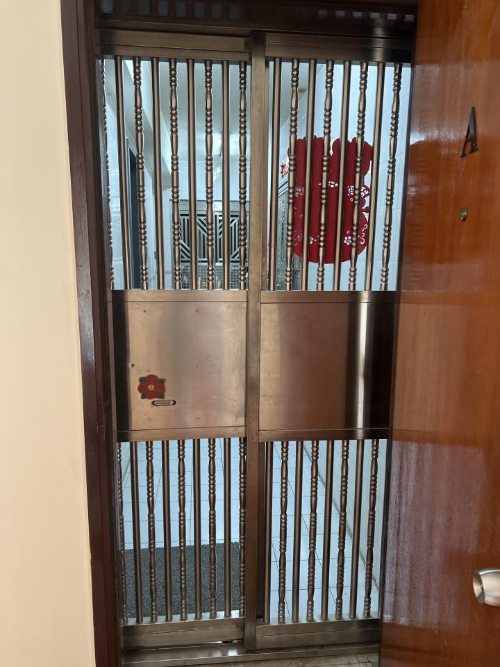 鐵閘工作照片