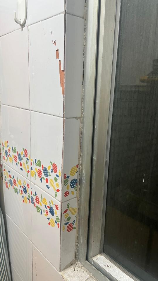 磁磚維修工作照片