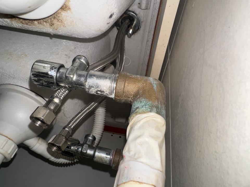 水龍頭安裝工作照片