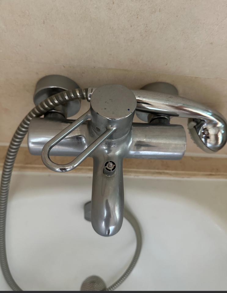 水龍頭安裝工作照片