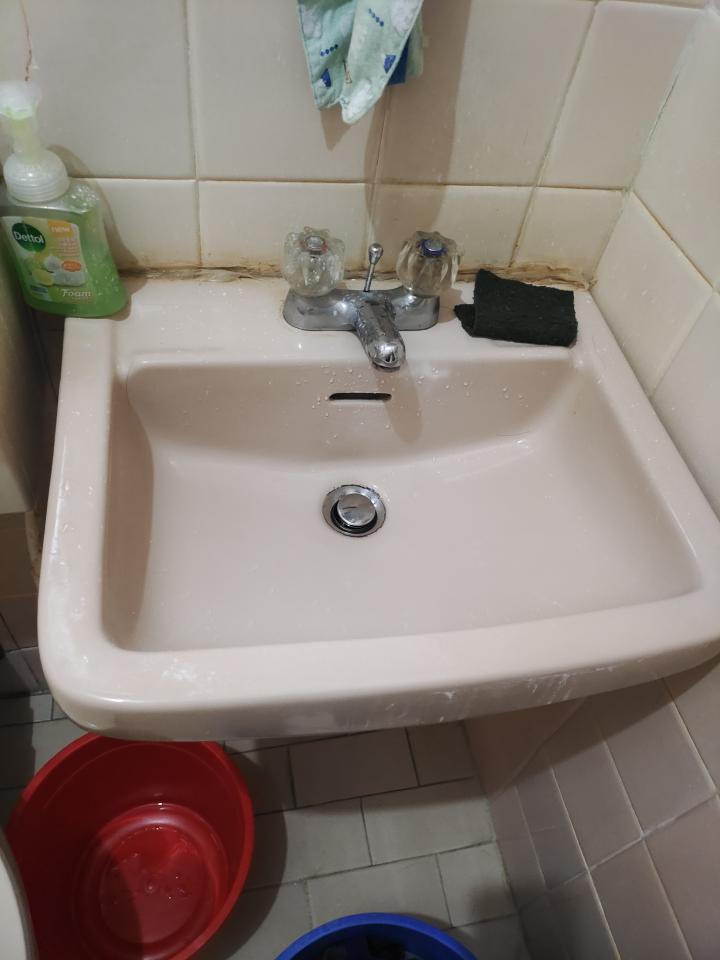 Bathroom Sink Installation & Repairjob photo