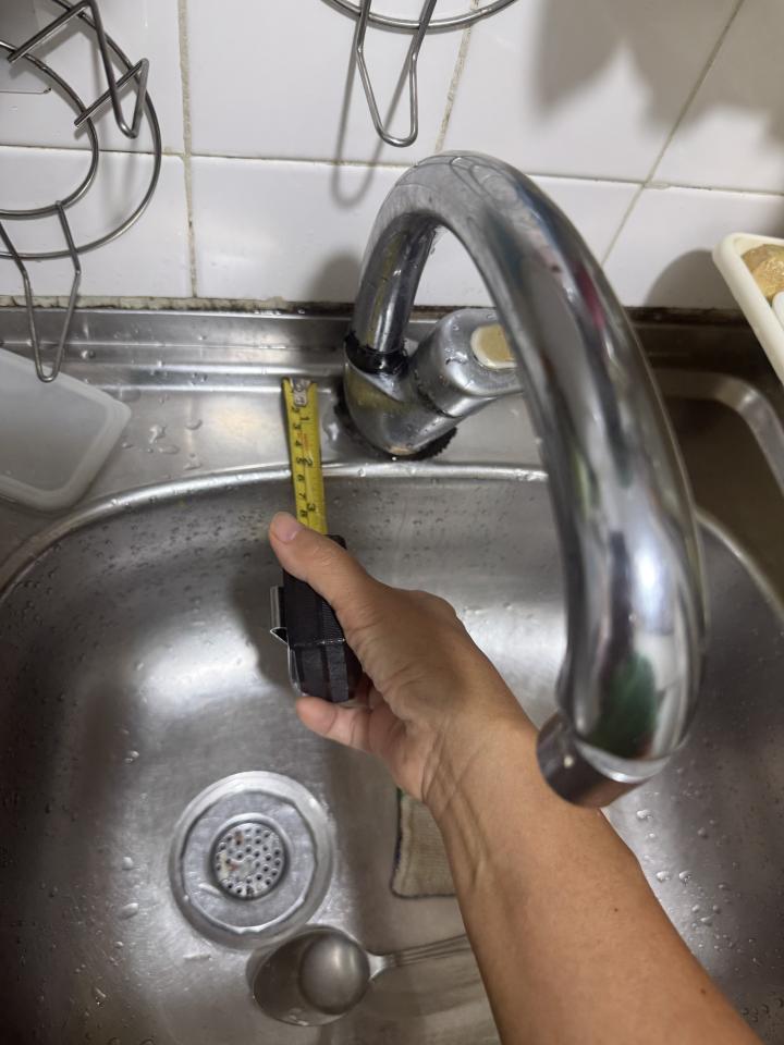 水龍頭安裝工作照片
