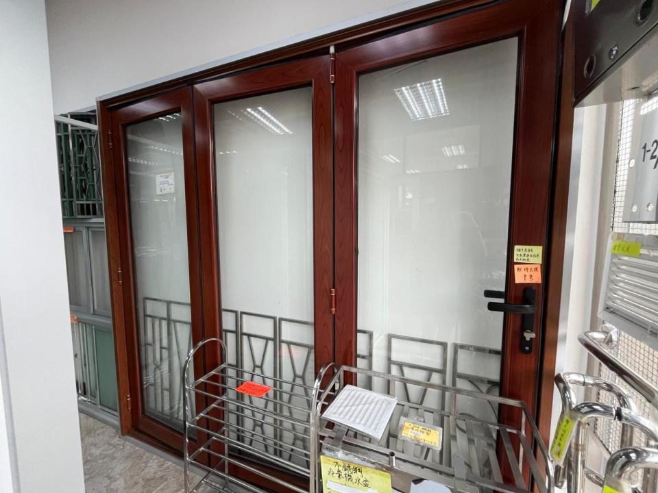 Front Door Install & Repair Job photo