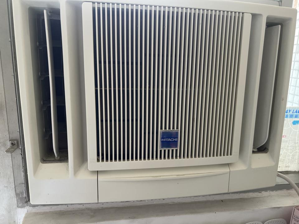 冷氣維修工作照片