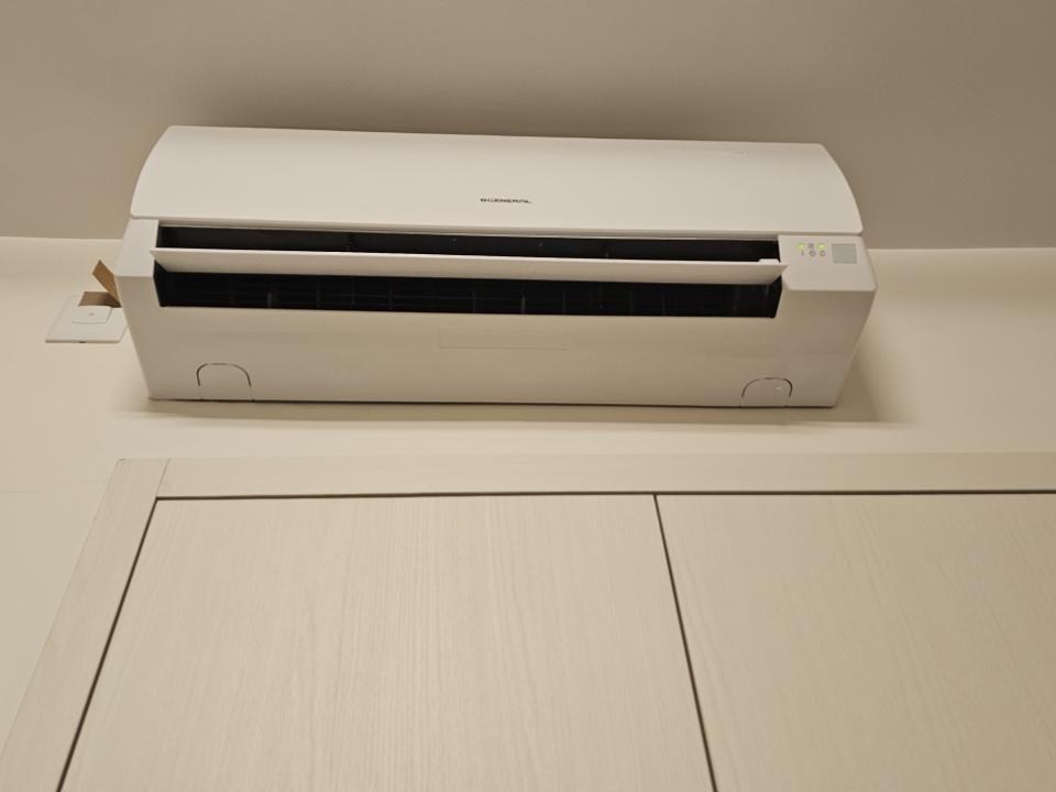 冷氣維修工作照片