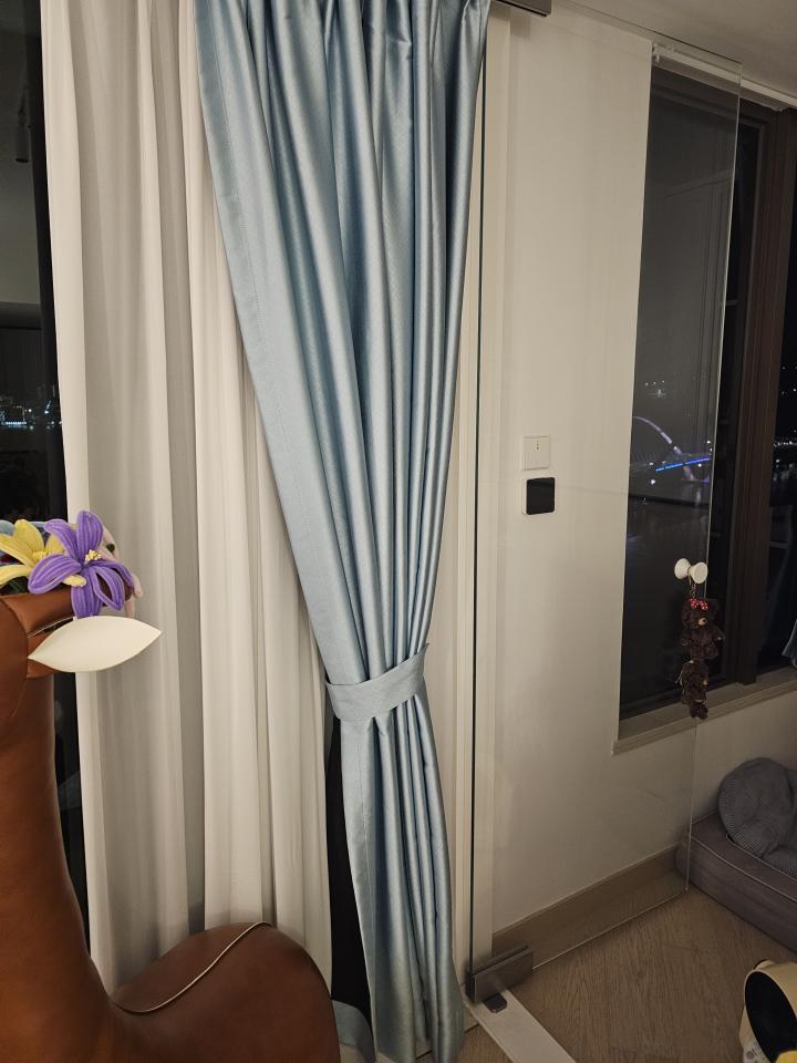 窗簾清潔工作照片