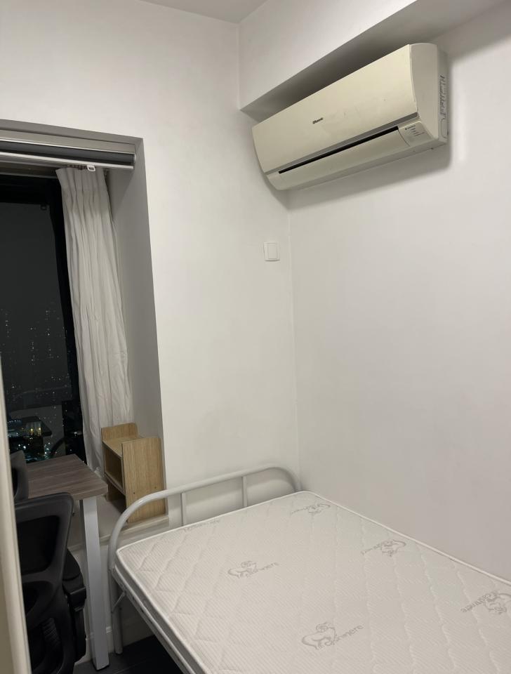 冷氣維修工作照片