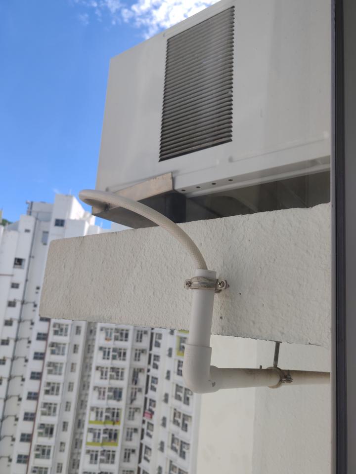 冷氣維修工作照片