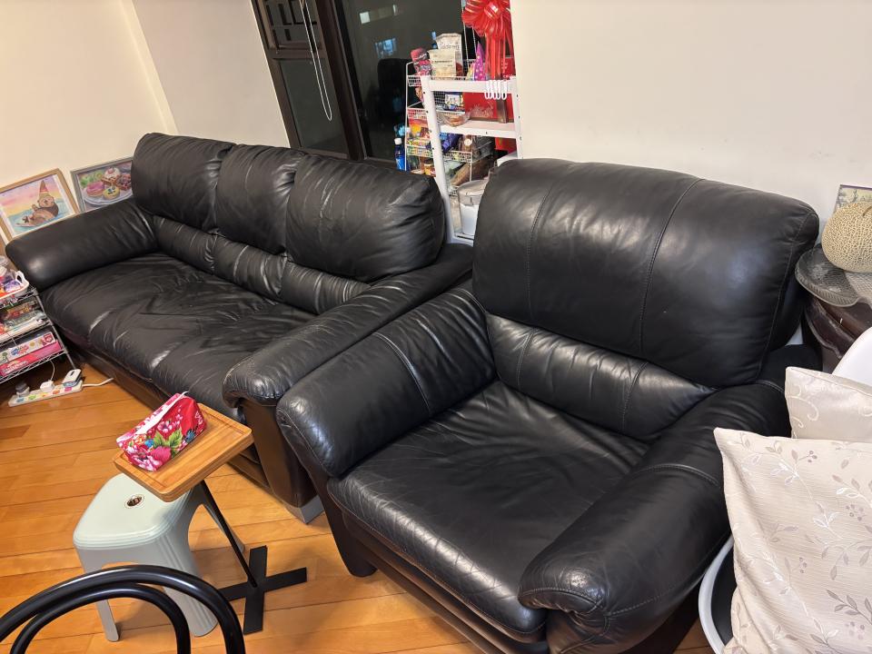 Furniture RepairJob photo