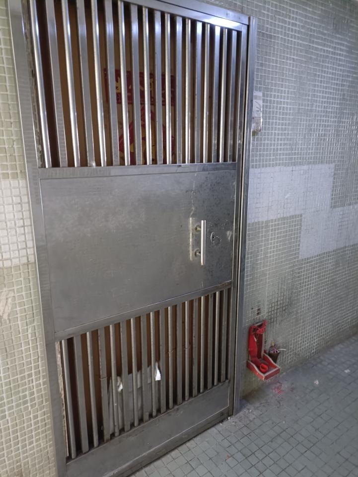鐵閘工作照片