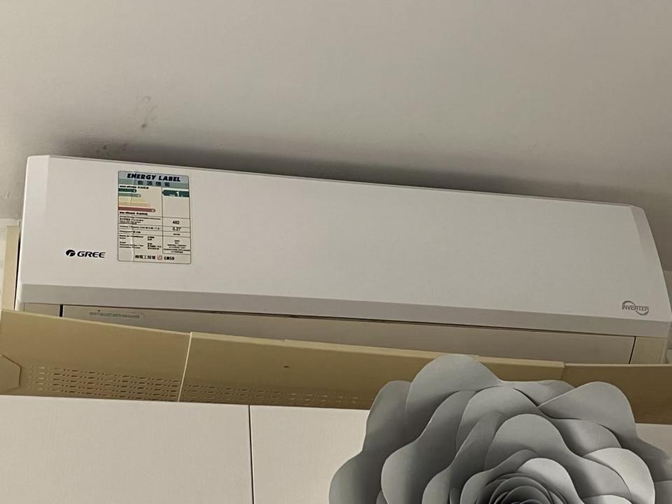 冷氣維修工作照片